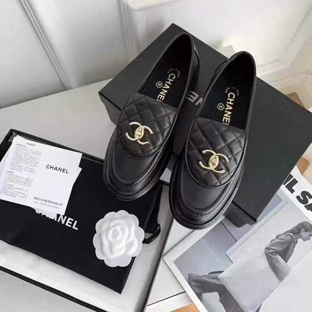 Chanel REV Black Quilted Flap Turnlock CC Logo Gold Mule Slip On Flat Loafer 38